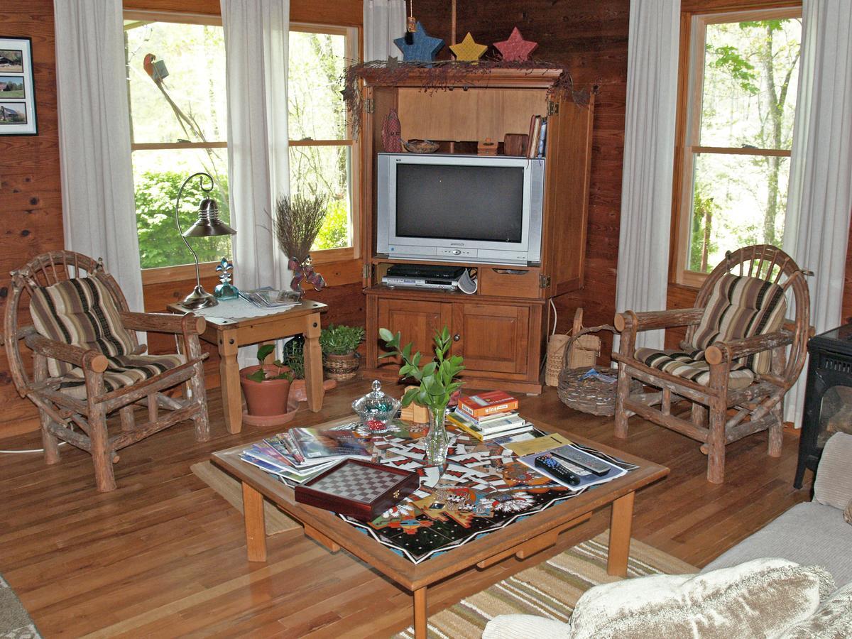 Henson Cove Place Bed And Breakfast W/Cabin 히와세이 외부 사진