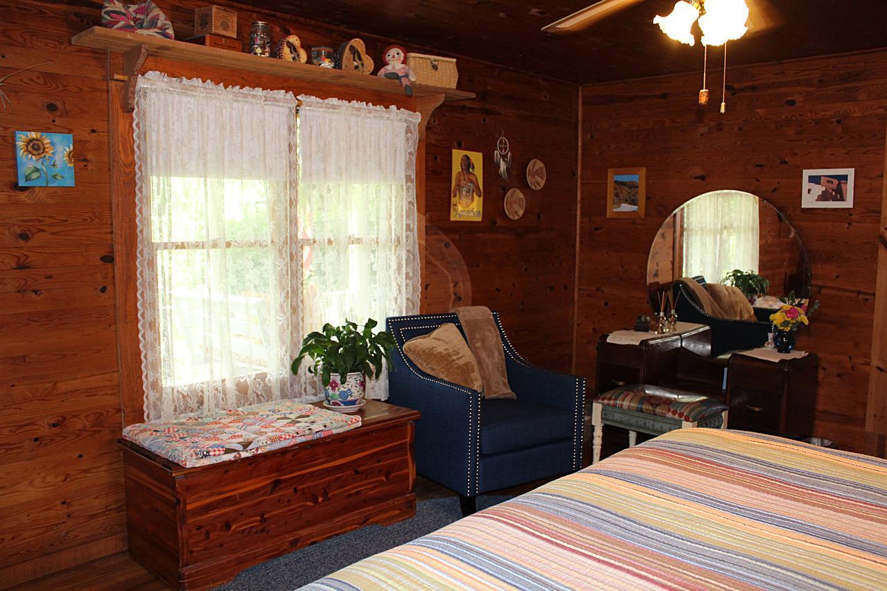 Henson Cove Place Bed And Breakfast W/Cabin 히와세이 외부 사진